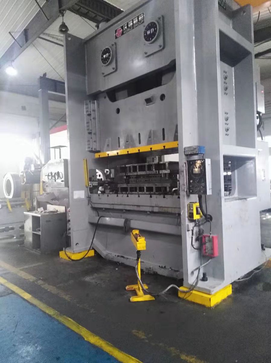 上海高速冲床及配套设备翻新喷漆 提升性能与寿命的经济之选